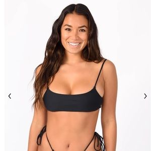 NWT SKATIE Maddie Top in Black